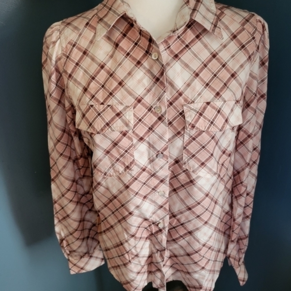 Kut From the Kloth size small plaid button up shirt NWOT - Picture 3 of 8